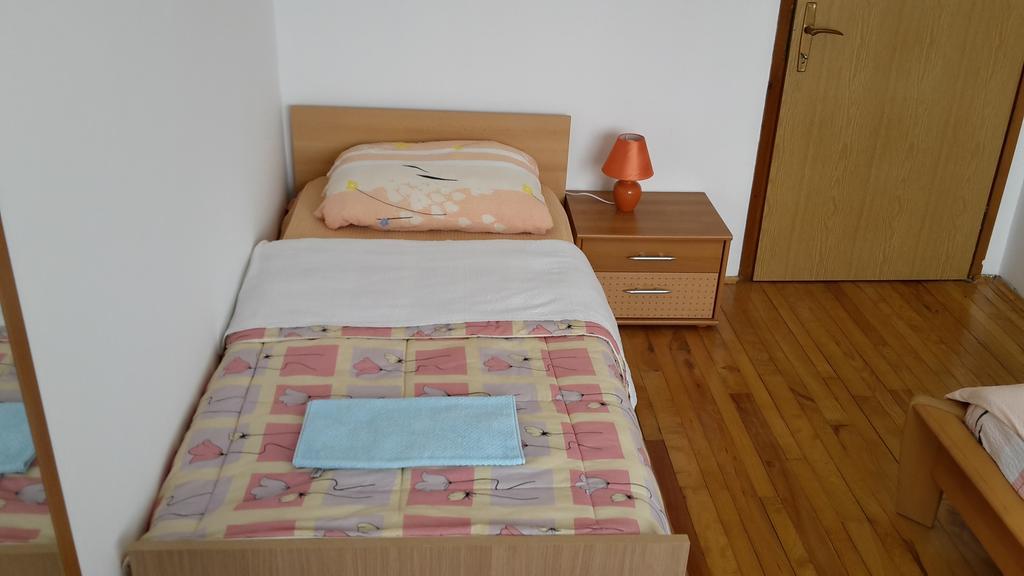 House Petkovic Hotel Korenica Bagian luar foto