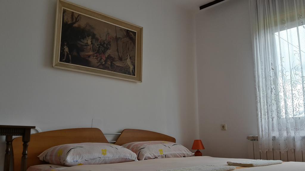 House Petkovic Hotel Korenica Bagian luar foto